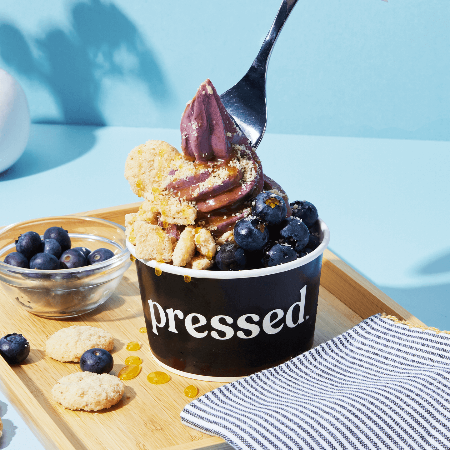 Lemon Blueberry Crumble Sundae